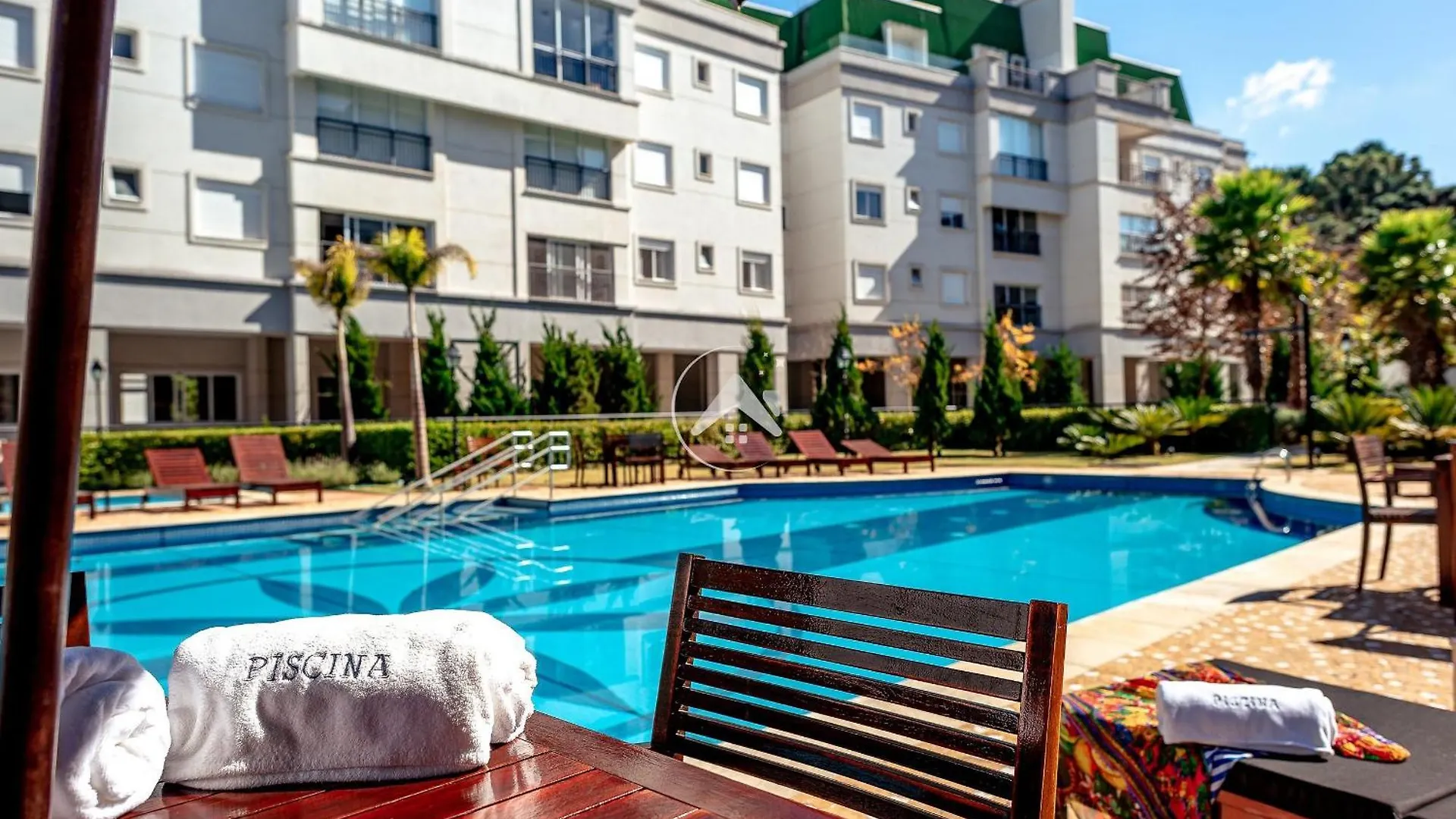 Moderna Cobertura Duplex Com 4 Suites Em Condominio Com Lazer Completo - Campos do Jordão Apartament